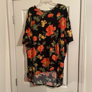 Lularoe top
